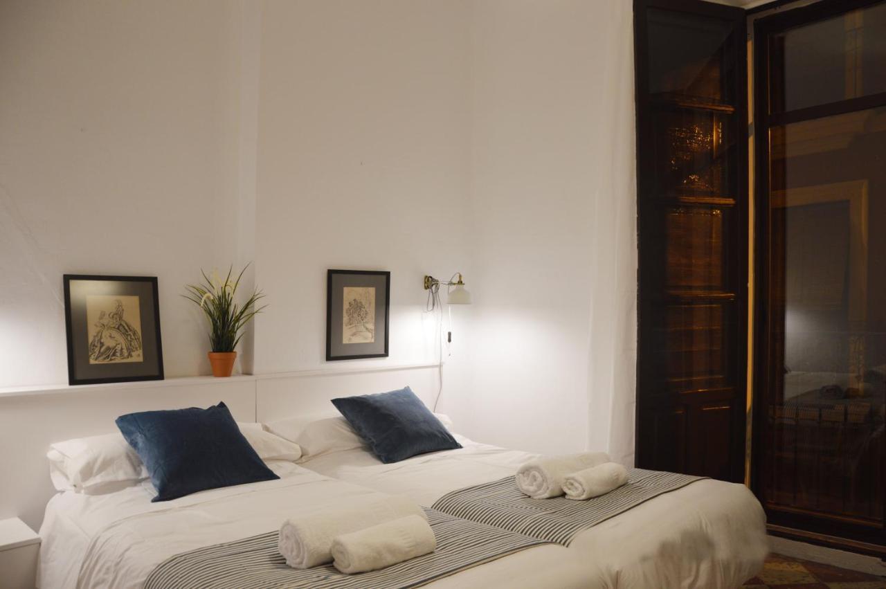 Apartamento Colon 32 Севилья Экстерьер фото