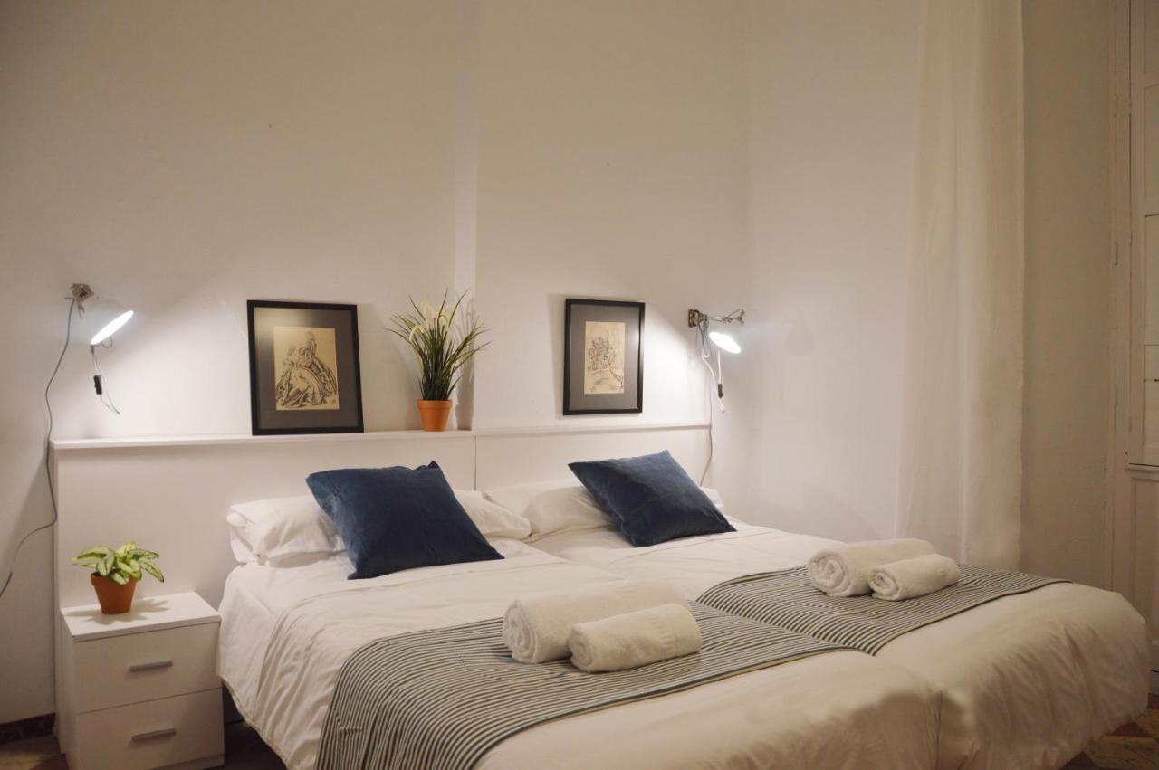 Apartamento Colon 32 Севилья Экстерьер фото